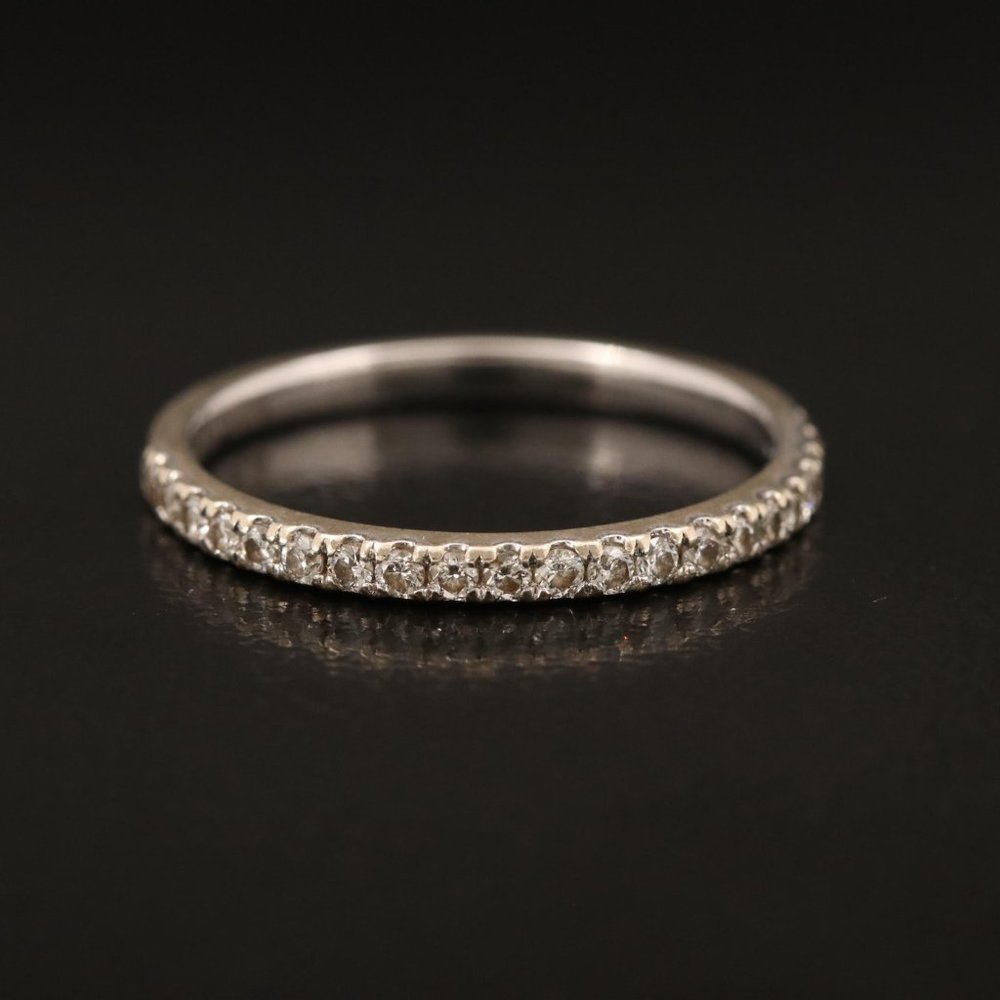 14k .26 ctw Dimond Band